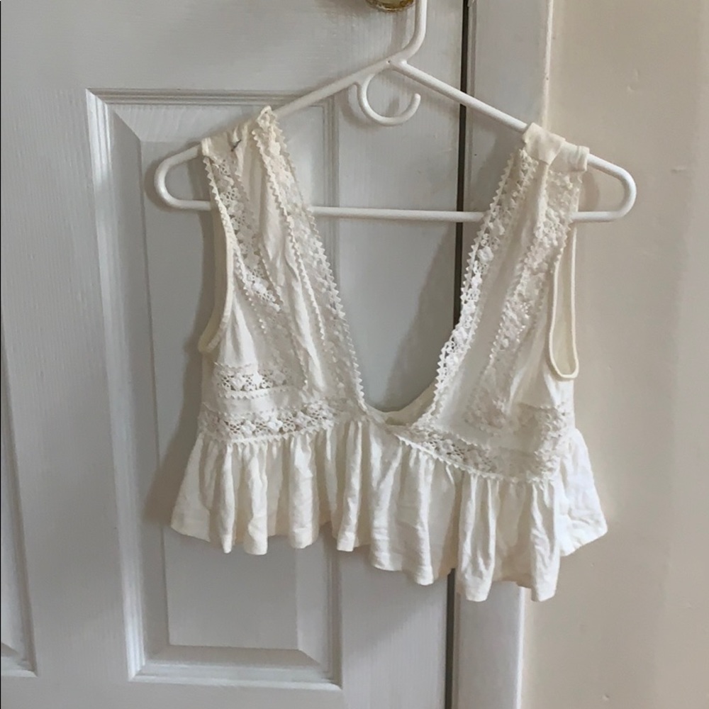 White cropped tanktop knit blouse